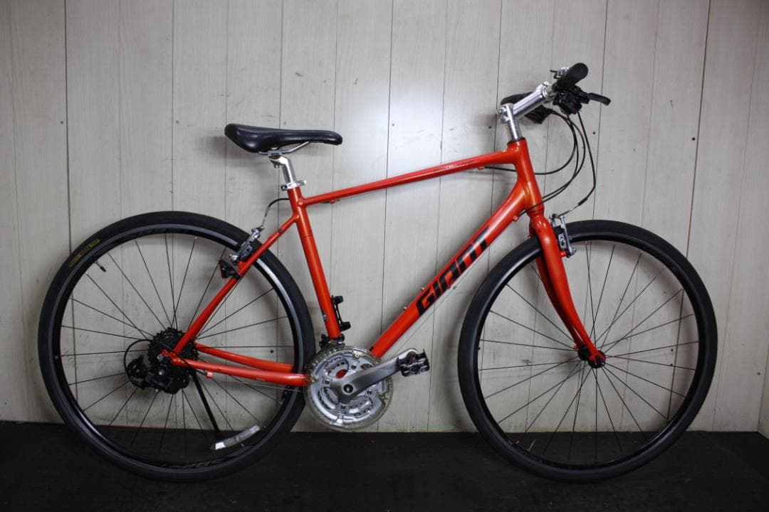 GIANT ESCAPE R3 700C 24速 500mm ORANGE色