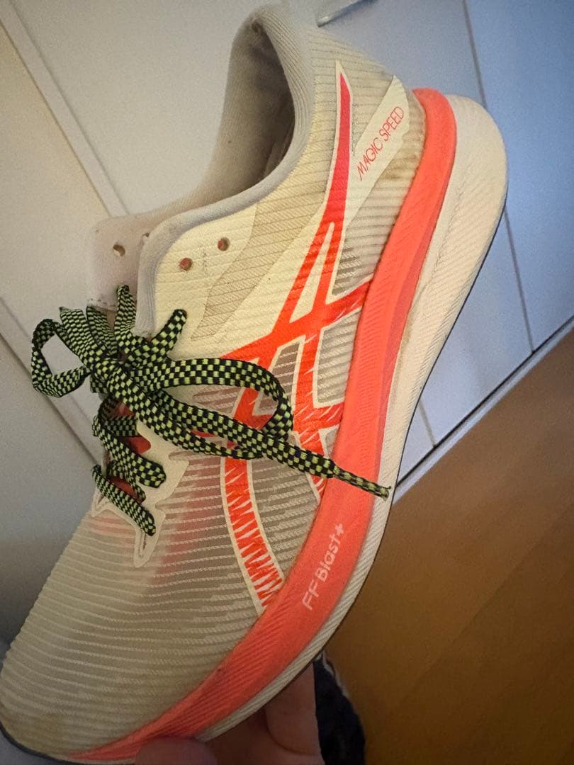 アシックス　マジックスピード3