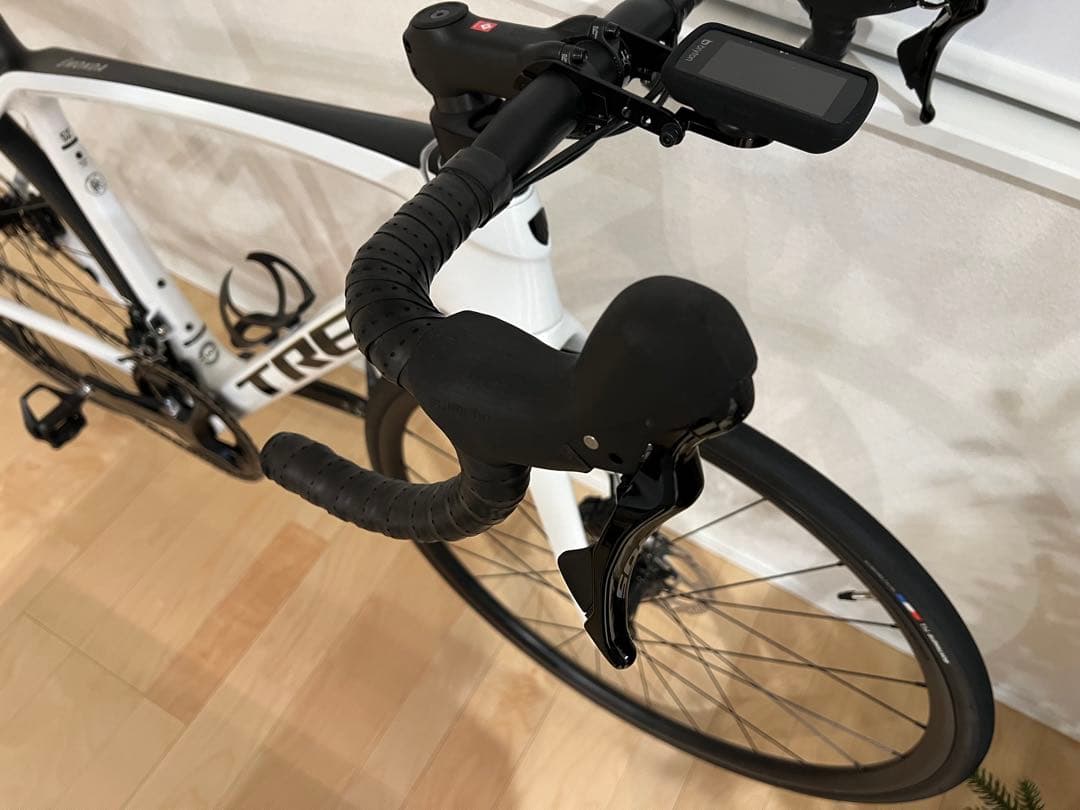 美品TREK ロードバイク emondaエモンダSL5シマノ105 12S