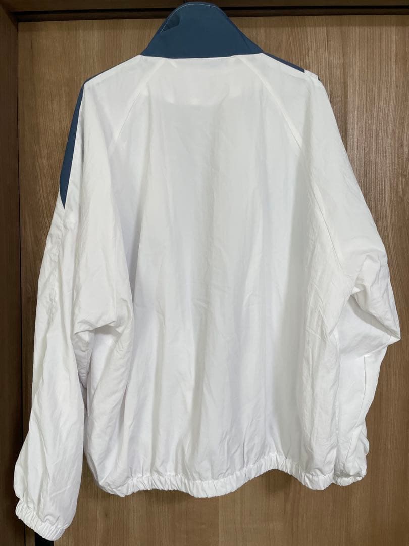 Reebok×BAYFLOWウィンドブレーカー Mサイズ ホワイト・ネイビー