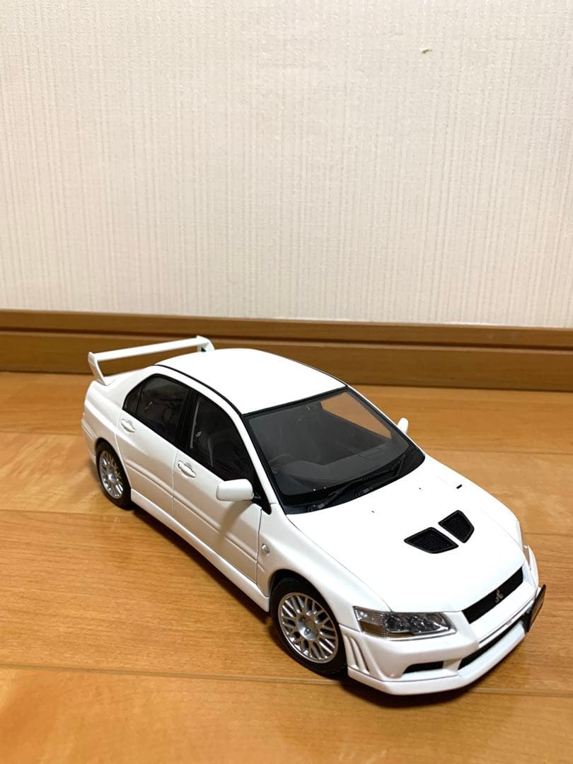 AUTOart ランサーエボリューション 1:18