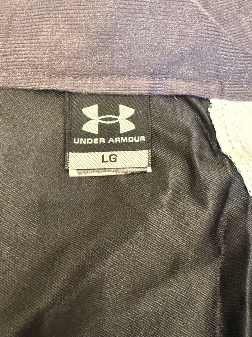 【美品】UNDERARMOUR超多機能防水防寒アウタージャケットLG黒
