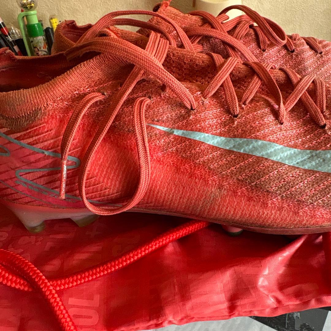 NIKEマーキュリアルヴェイパー16