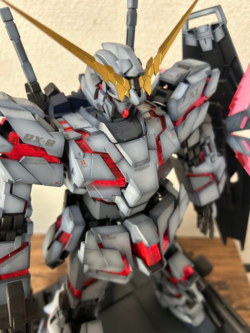 ガンプラ　PG ユニコーンガンダム　全塗装　完成品