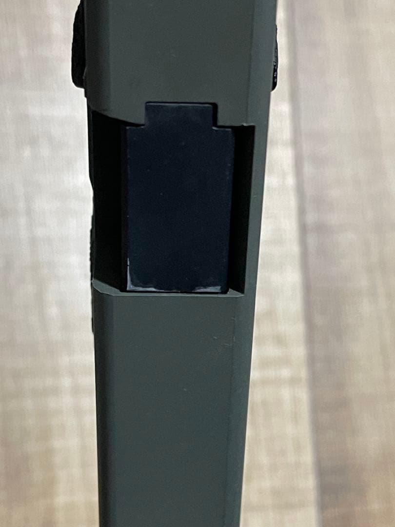Carbon8 ストライカー9 CO2ガスブローバック