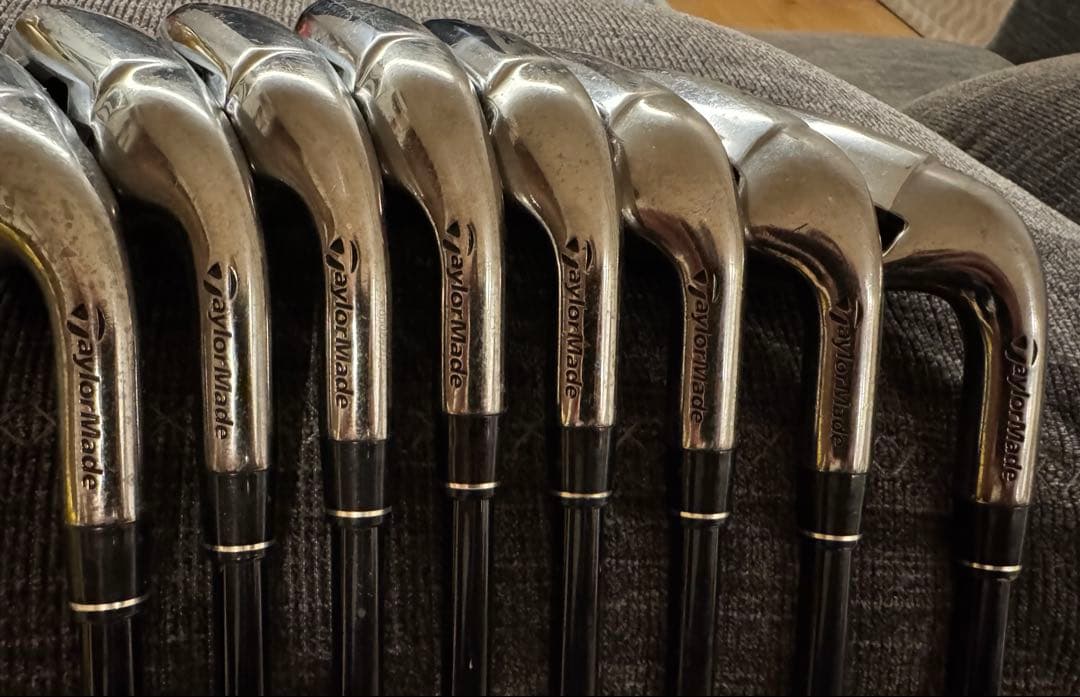 TaylorMadeBurnerアイアン+ゼクシオドライバー+ユーティリティ