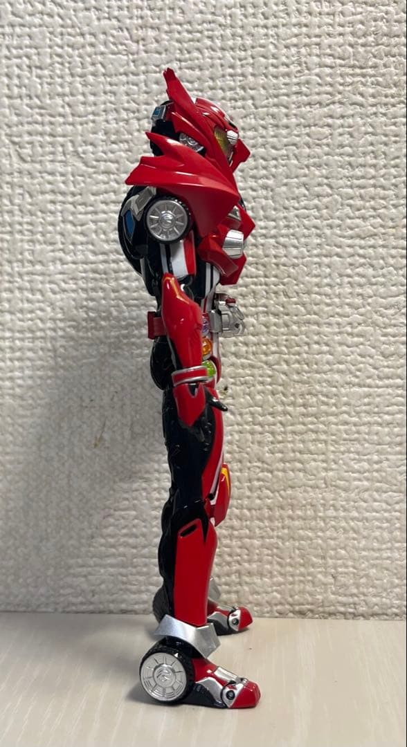 サ*ん様 S.H.Figuartsフィギュアーツ　仮面ライダードライブ タイプト