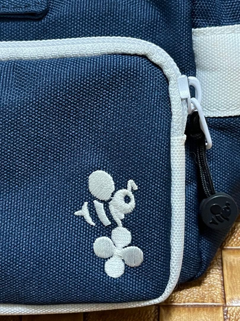 ハチヤーズ　ナイロンカートバッグ　/ネイビー　ロゴ刺繍　蜂　手提げ　8YARDS