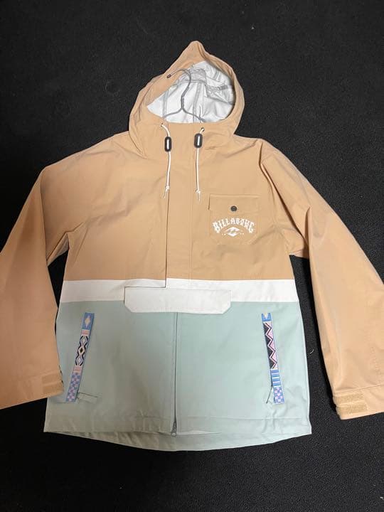 BILLABONG スノーボードウェア　ジャケット