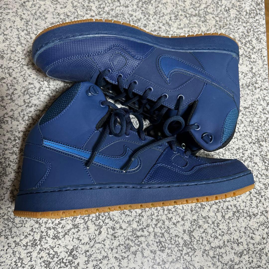 ⭕️最終値下げ中⭕️ナイキ サン オブ フォース MID ウィンター
