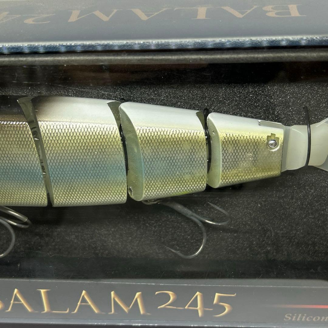 マドネス　バラム245 BALAM245