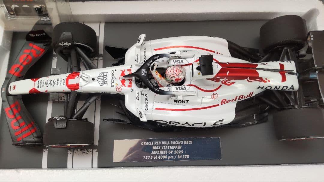 1/18 レッドブルホンダ RB21 フェルスタッペン 日本GP ショップ別注