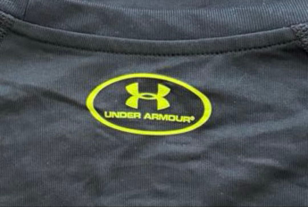 ❤️ 美品！未使用品！アンダーアーマー バットマン Tシャツ 黒