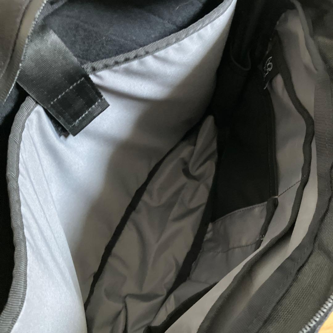 CHROME kadet Max ブラック メッセンジャーバッグ