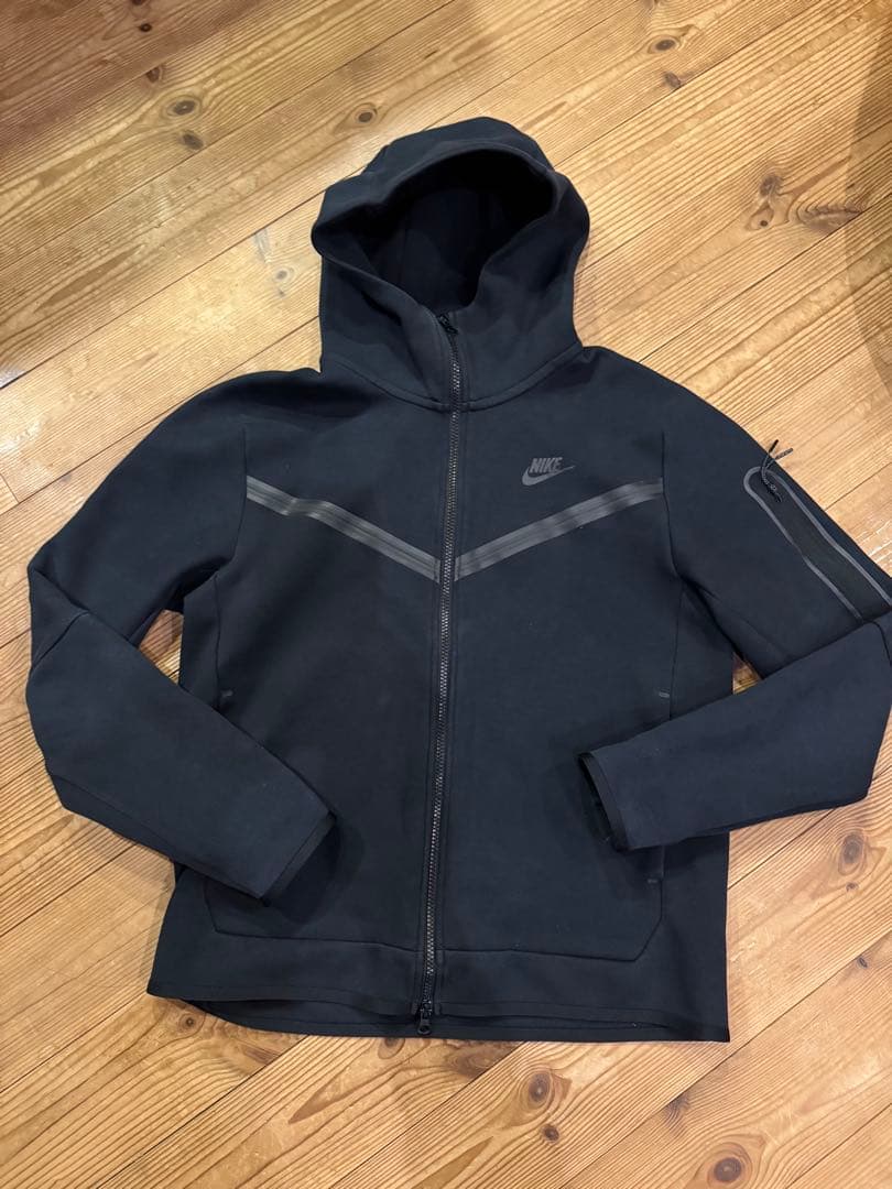 NIKEテックフリースセットアップ