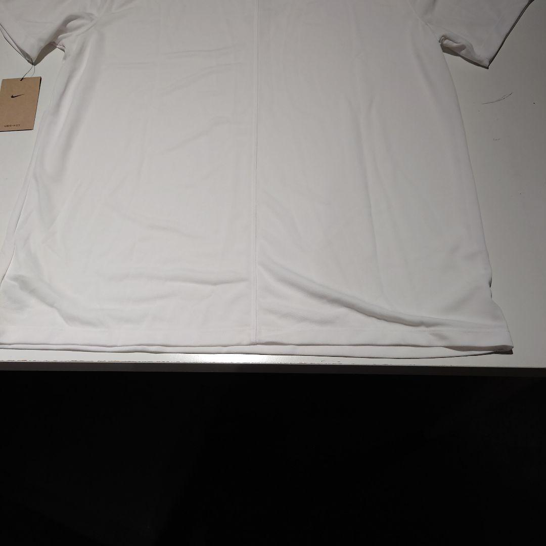 Nike DRI-FIT ホワイトシャツ