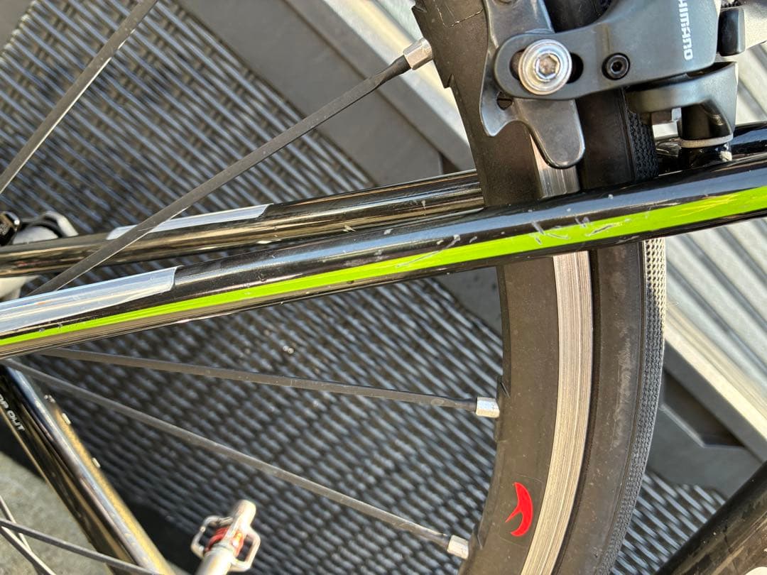 Cannondale SuperSix ロードバイク発送はできません。