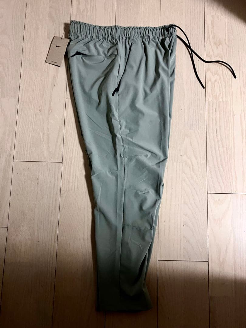 ナイキ メンズ Dri-FIT ストレートレッグ ヴァーサタイルパンツ XL新品