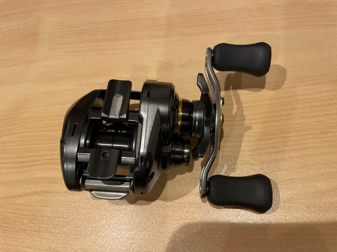 【美品】DAIWA STEEZ SV TW 1016SV-HL
