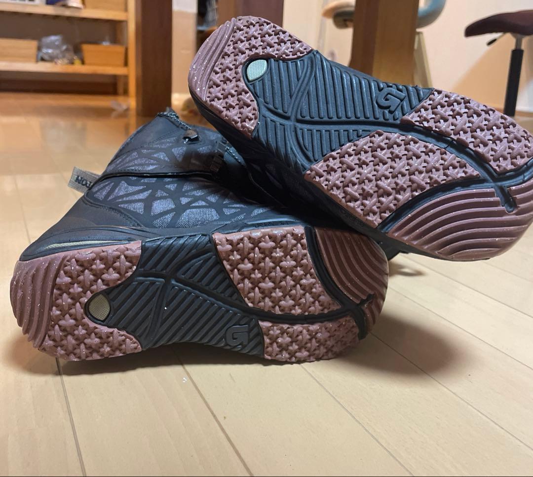 BURTON シュープリーム　22cm