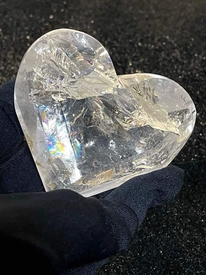 水晶♡ハート型(置物)珍しい綺麗なカットタイプ