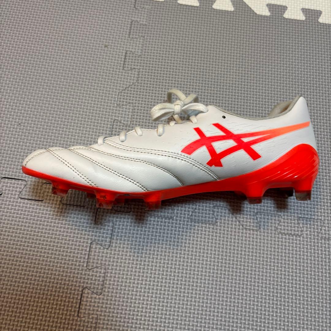 ASICS サッカーシューズ ホワイト/オレンジ