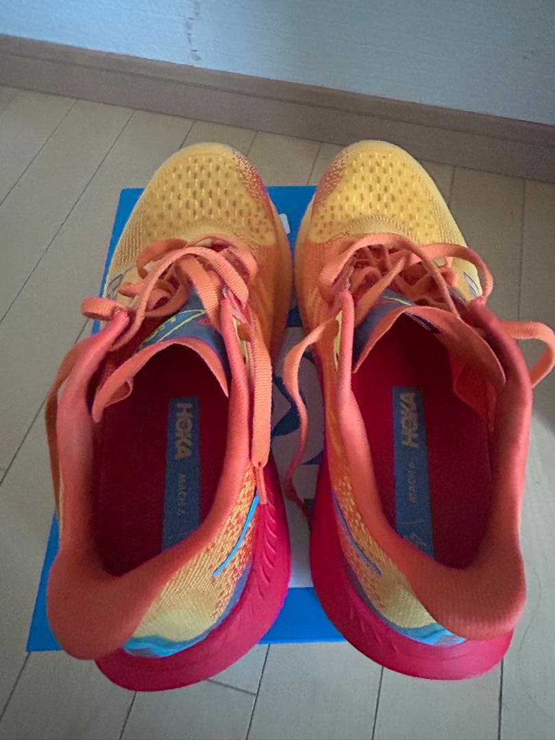 その他 HOKA MACH6