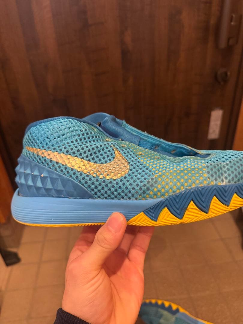 NIKE Kyrie1 バッシュ　ナイキ