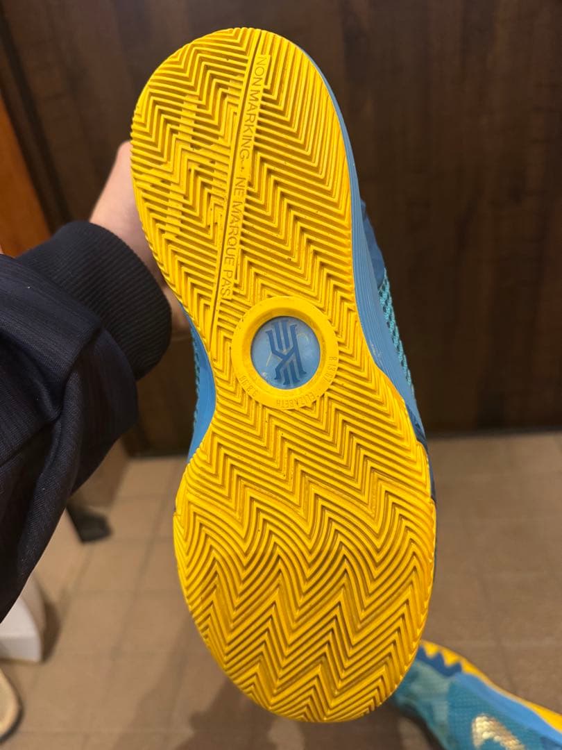 NIKE Kyrie1 バッシュ　ナイキ