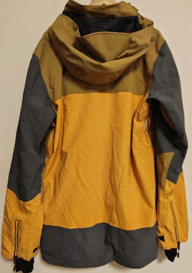 【値引き！】VOLCOM GORE-TEX ウェア上下セット Lサイズ