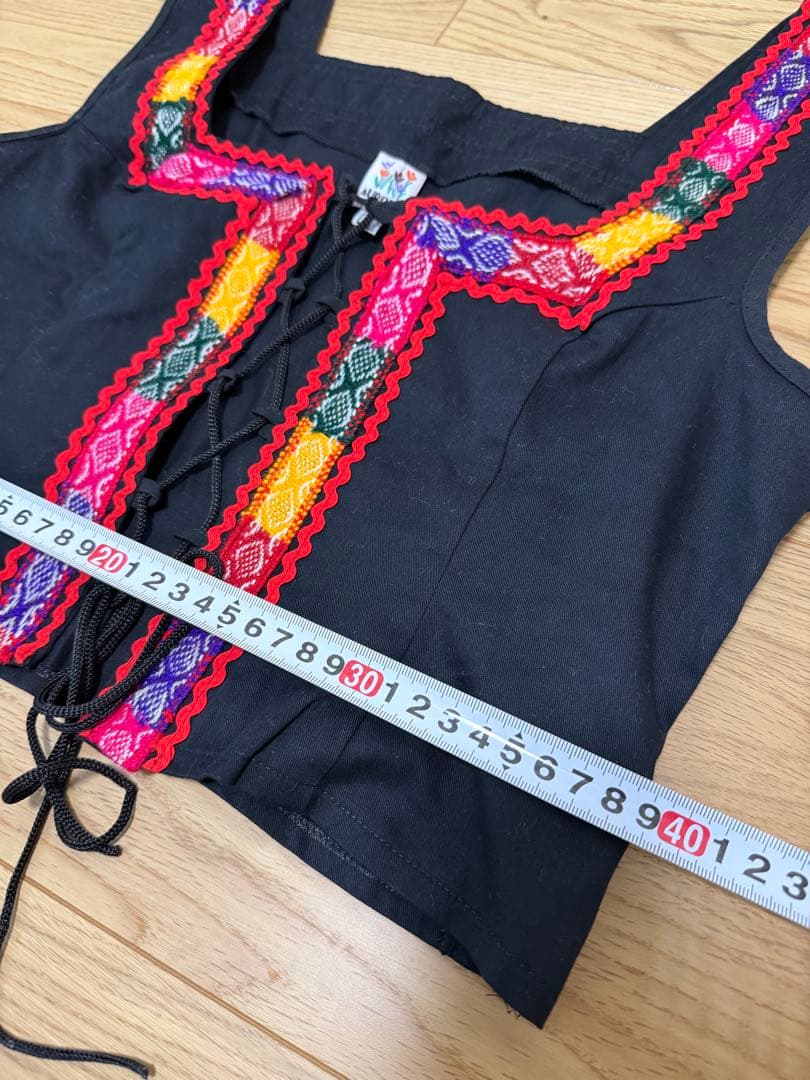 美品　フォークダンス　衣装　セットアップ　サコッシュ付
