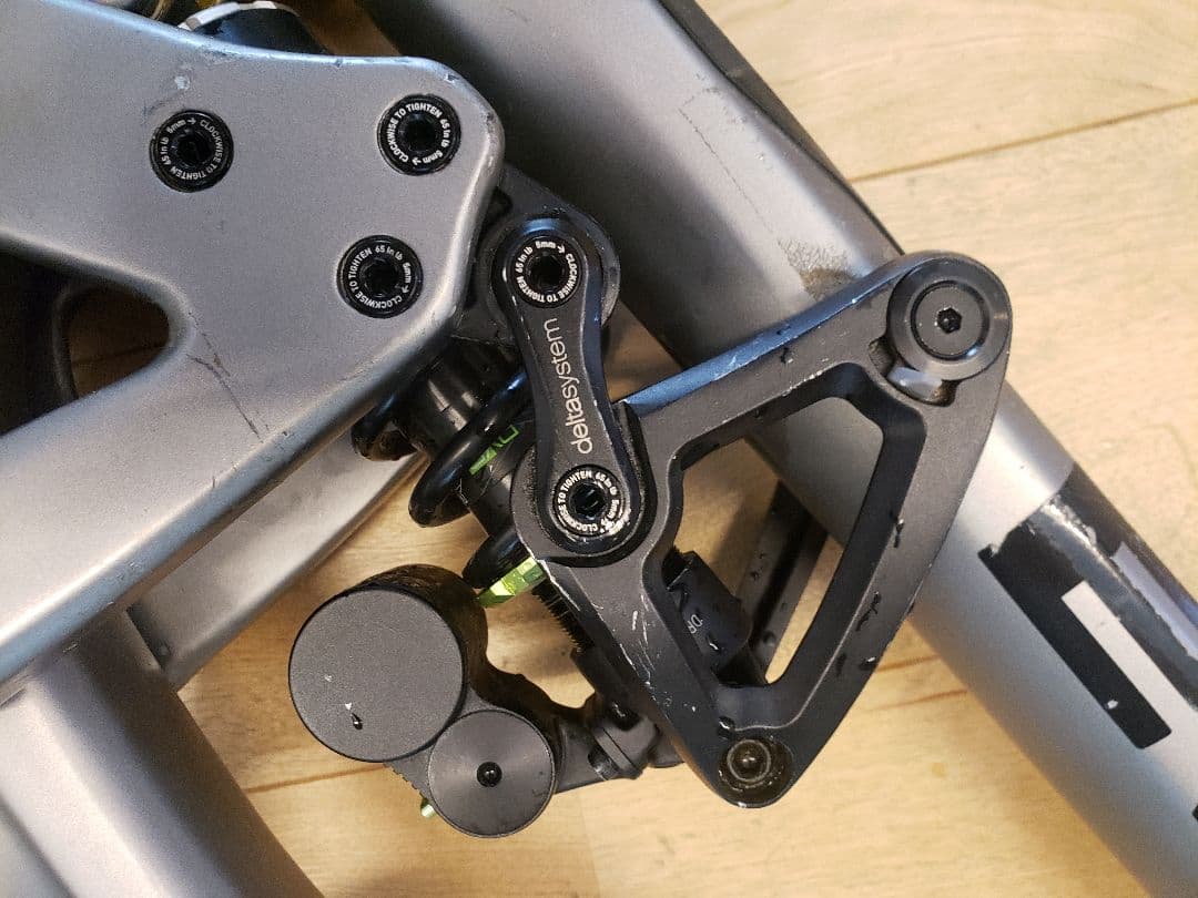 EVIL BIKES INSURGENT LB フレーム