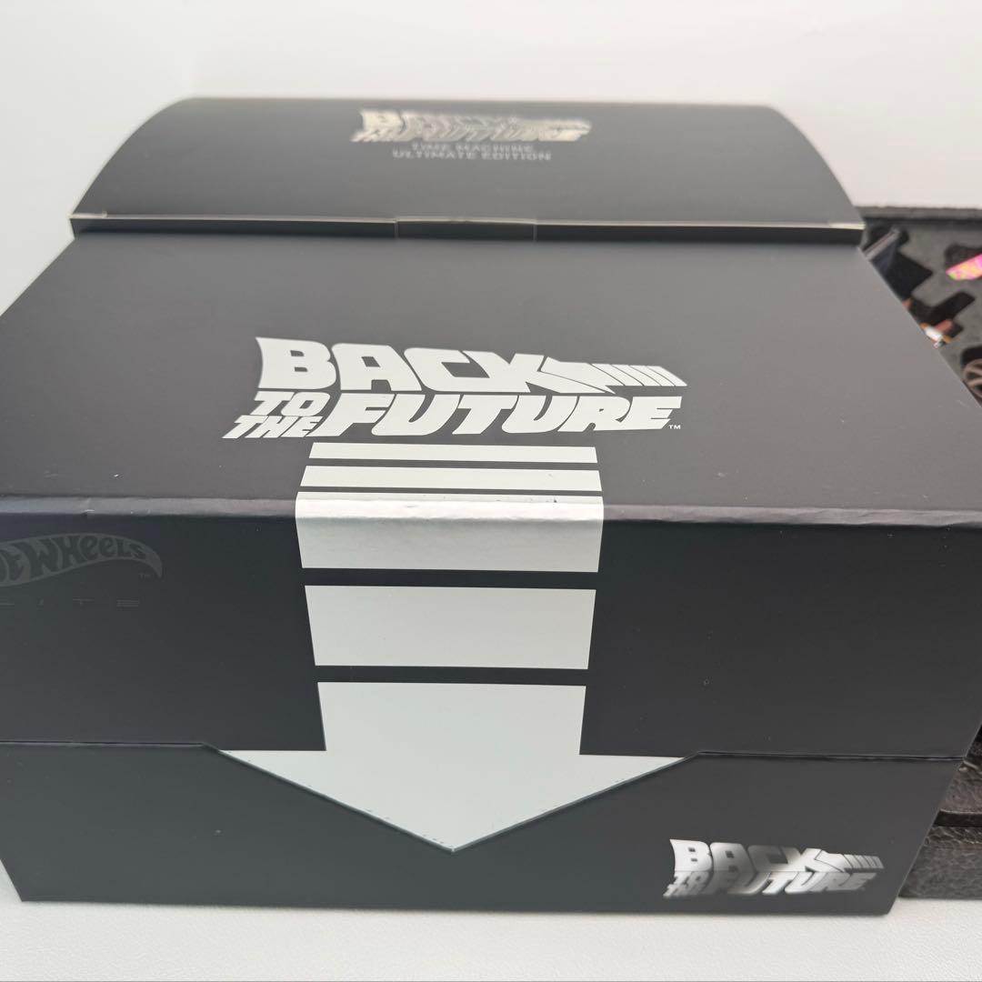 デロリアン 1/18スケール モデル Hot Wheels