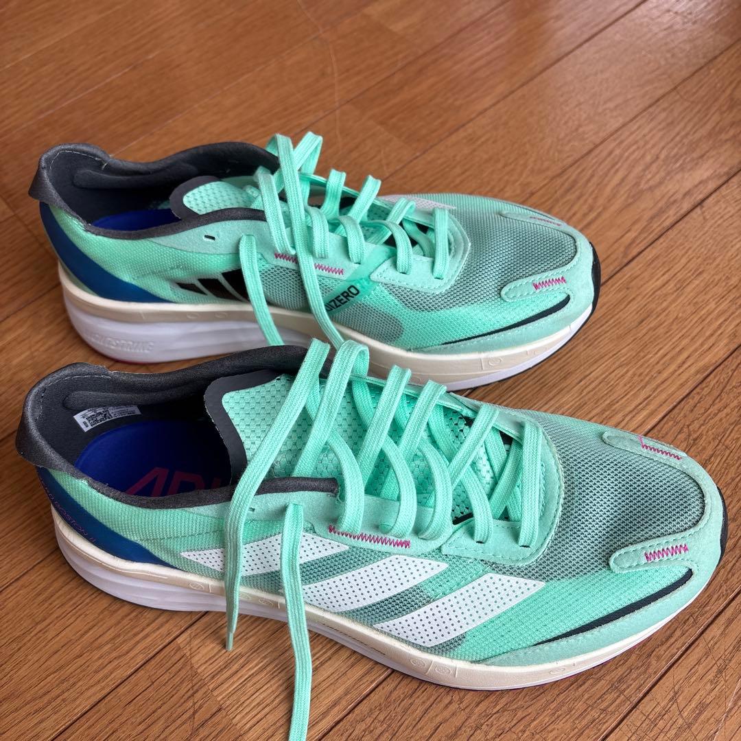 アディダス　ADZERO BOSTON11 LIGHTSTRIKE PRO
