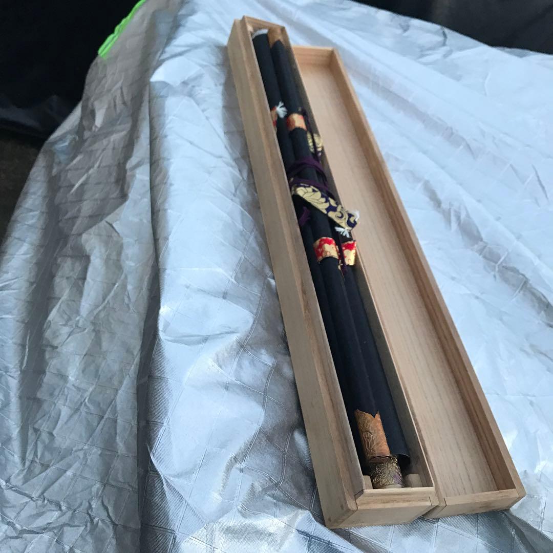 花柄デザインの陶芸品用箱