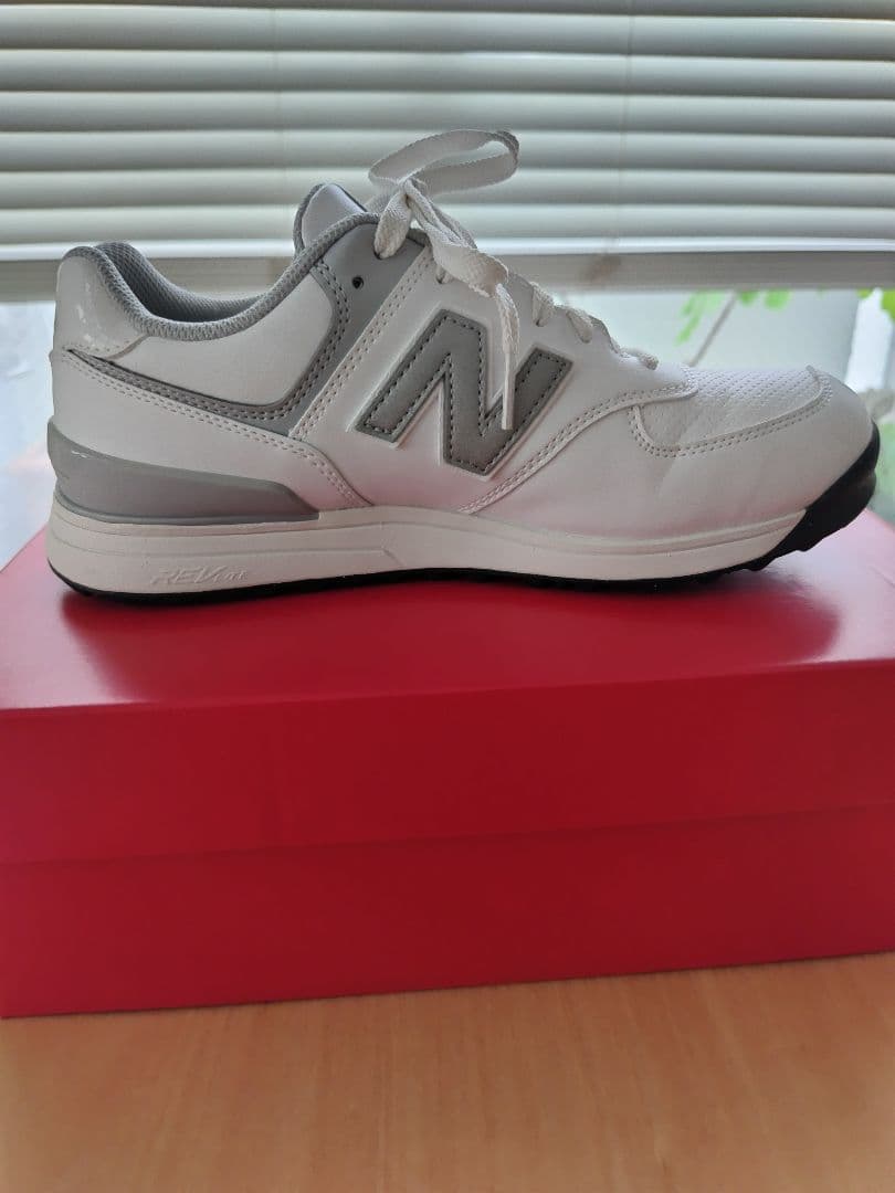 New Balance UGS574S3 ゴルフシューズ ホワイト/グレー