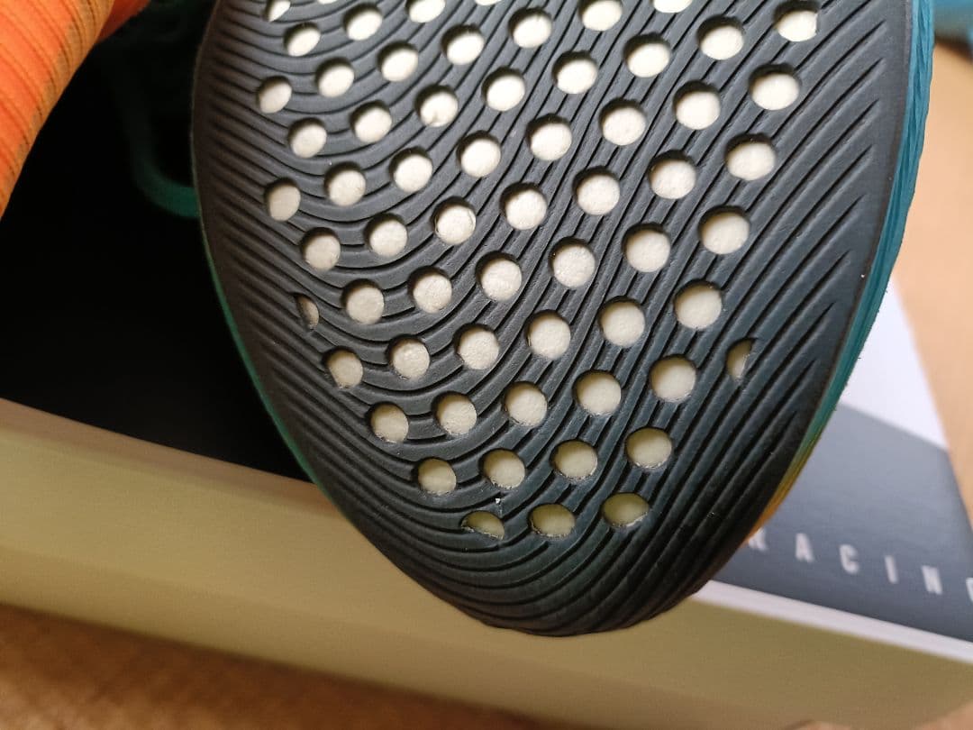 ASICS メタスピードスカイ