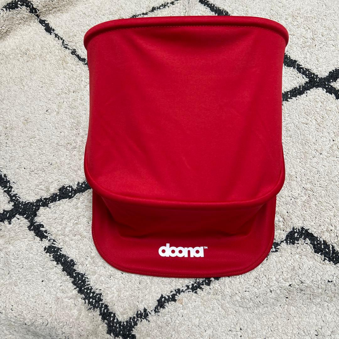 ドゥーナ（doona）折り畳み式三輪車　リキトライク　レッド