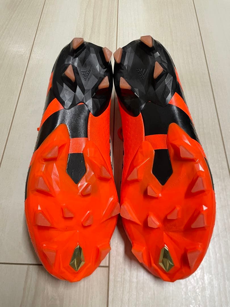 アディダスプレデターアキュラシー.1 AG 26.5cm 人工芝用