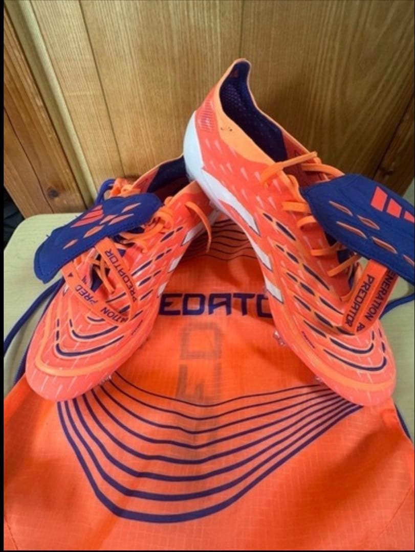 adidas Predator サッカーシューズ オレンジ