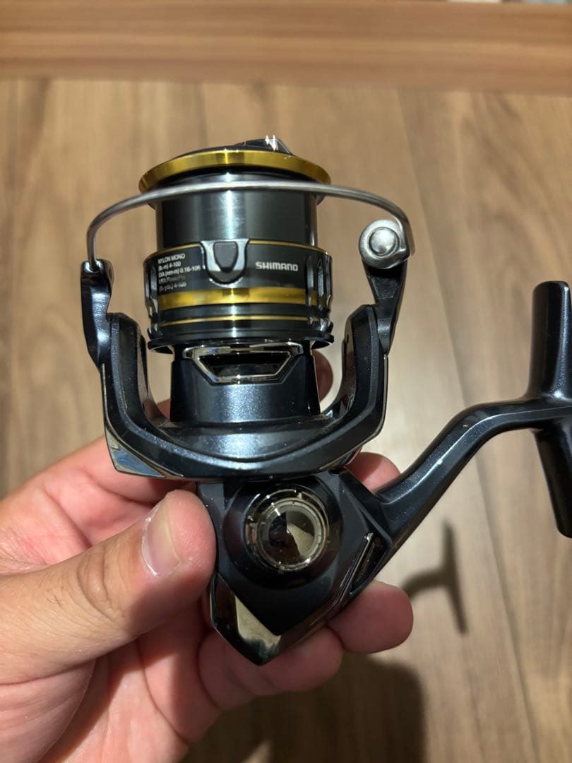 シマノ　21アルテグラ　C2000SHG ハンドルなし