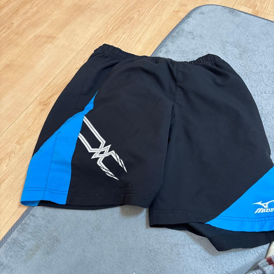 バドミントン　tシャツ ハーフパンツ　5点セット