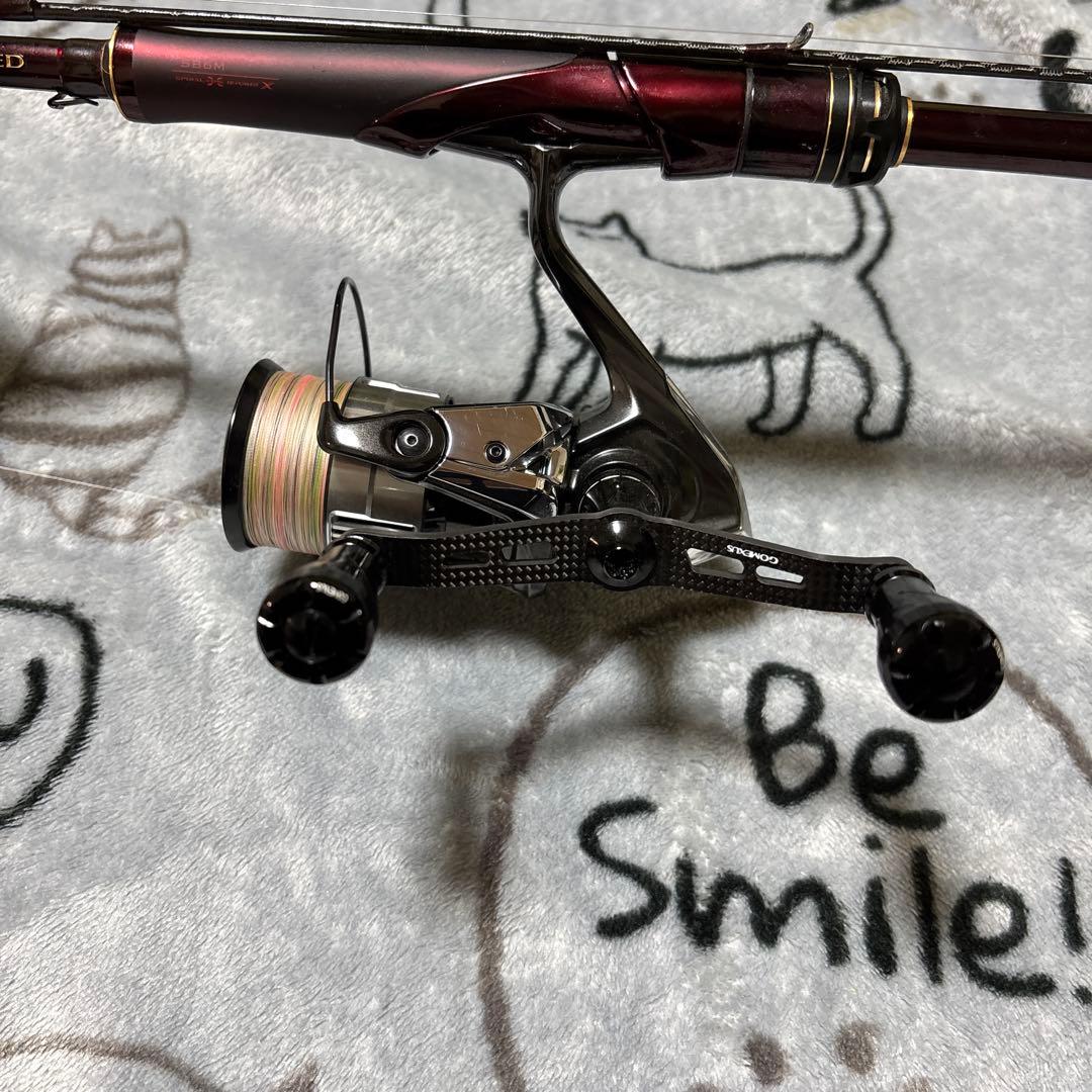 バンキッシュ 2500S ダブルハンドルリール 黒