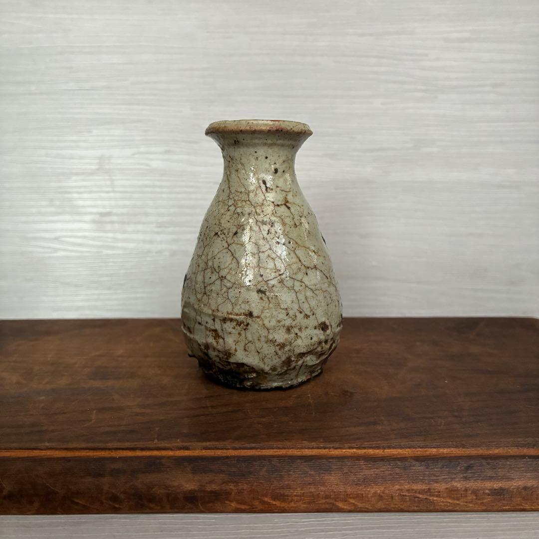 【骨董】小壺　小徳利 虫喰い 貫入 置物　古道具　斑釉　唐津風？インテリア　置物