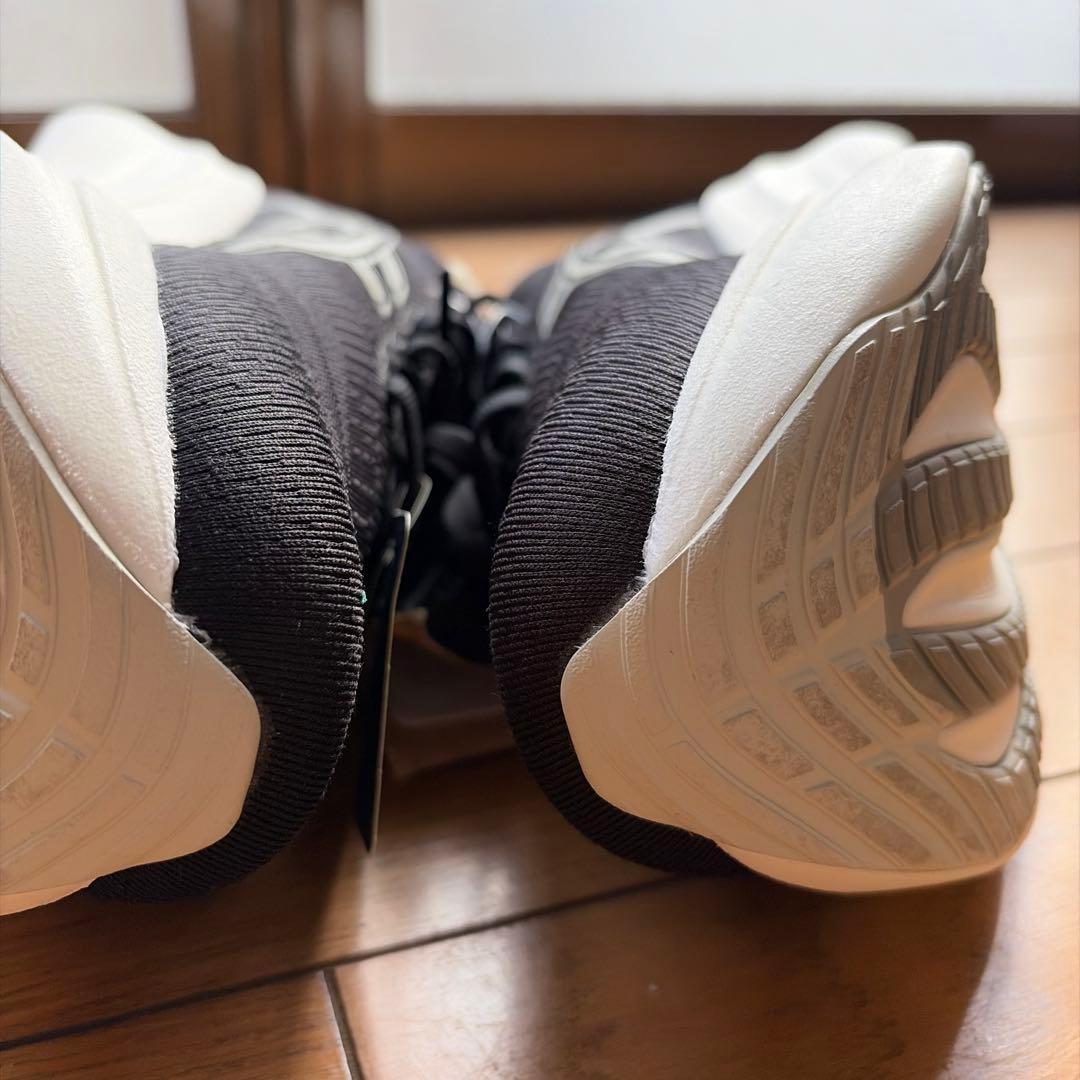 新品未使用品　　asics 　GEL-NIMBUS27 　サイズ25,0cm