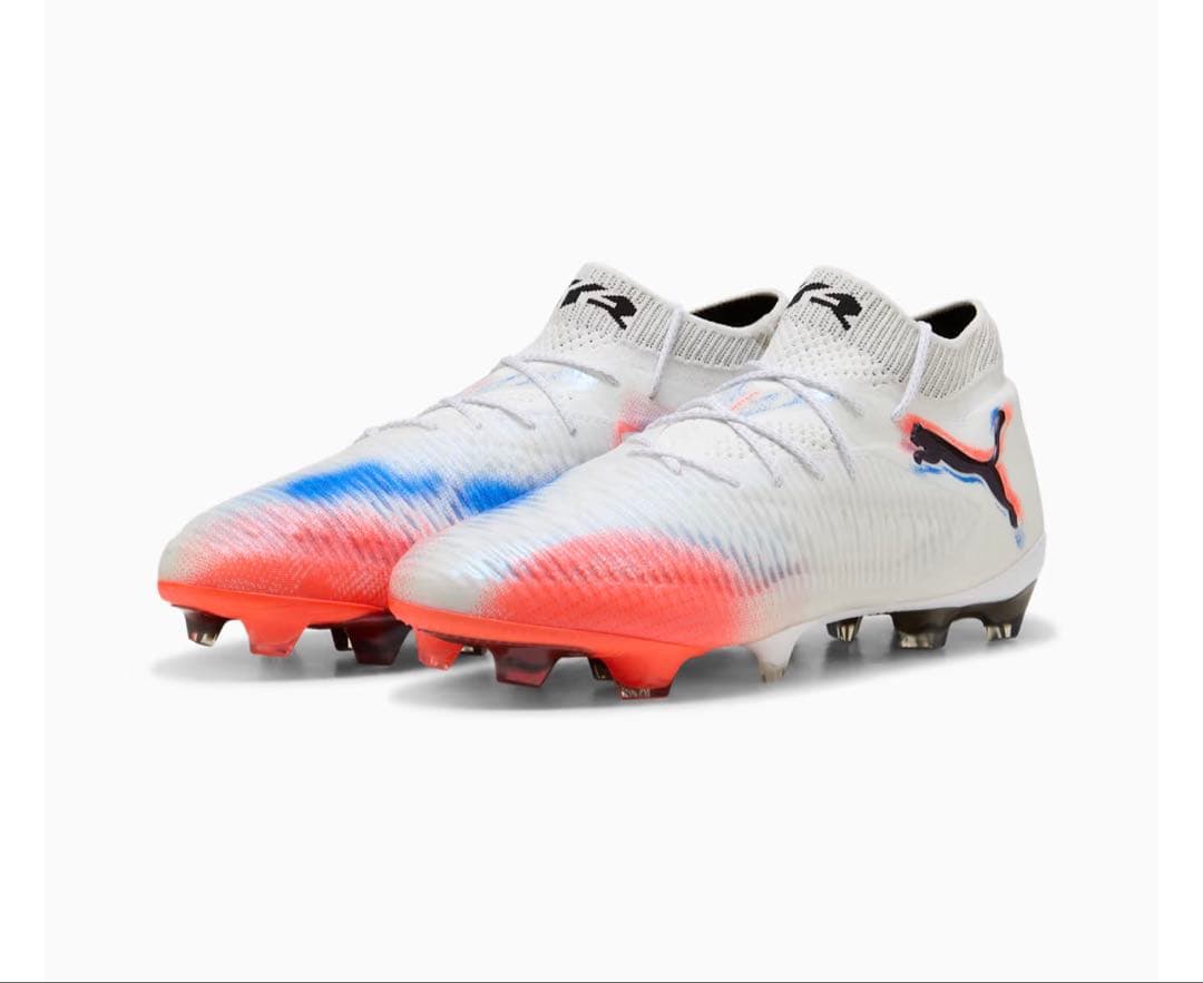 PUMA プーマ サッカースパイク FUTUREシリーズ ホワイト系　FG