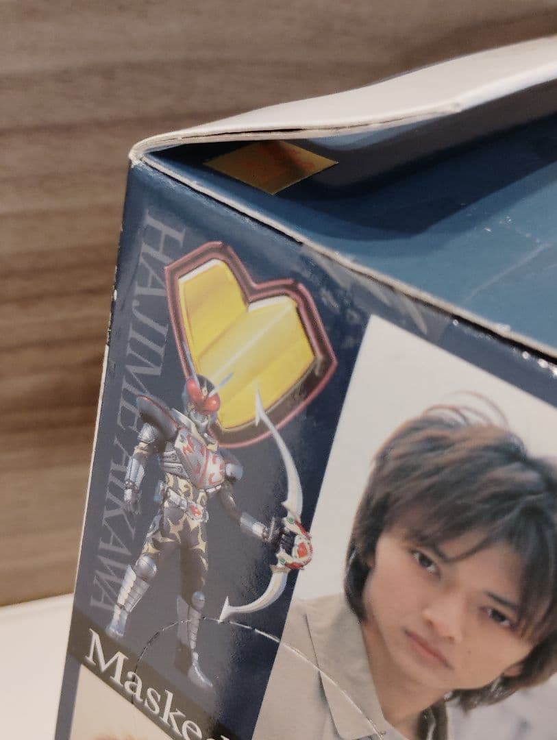 新品 仮面ライダー剣 俳優写真パネル 相川始 森本亮治さん 仮面ライダーカリス