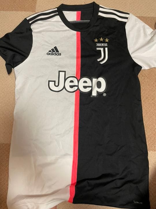 断捨離‼️サッカー様々ユニフォーム　ユベントス　番号無し