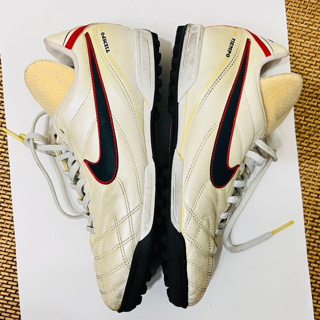 Archive NIKE TIEMPO フットサルシューズ