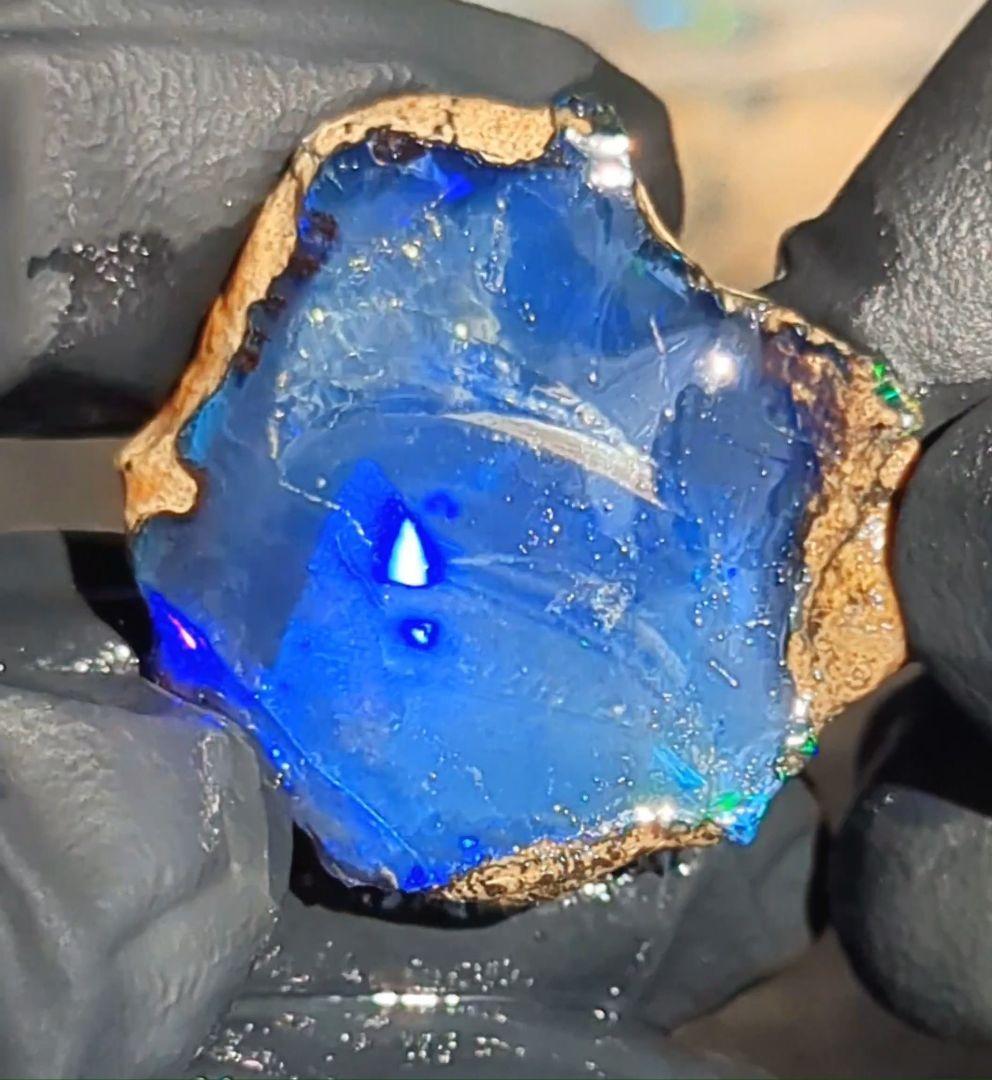 【20ct】エチオピア　オパール　原石　天然石　鉱物　標本　鉱石　ブルー